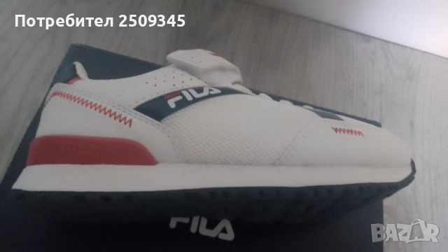 Дрешки 110/116,маратонки 31н, снимка 4 - Детски маратонки - 52104292