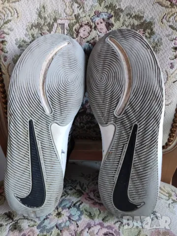 маратонки Nike Team Hustle D9, снимка 5 - Маратонки - 47959509