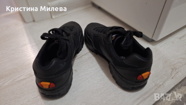 Нови маратонки ellesse 37 номер, снимка 4 - Маратонки - 44709340