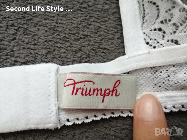 70B Triumph бял луксозен дантелен сутиен, снимка 10 - Бельо - 52907931