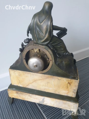 Франция 1800-те/40см-8кг стар френски каминен часовник/бронзова фигура с мрамор, снимка 11 - Антикварни и старинни предмети - 51295095