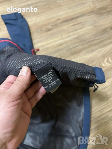 Висок клас дамско хибридно яке NORRONA Svalbard Gore-Tex jacket , XS размер, снимка 10 - Якета - 53099156
