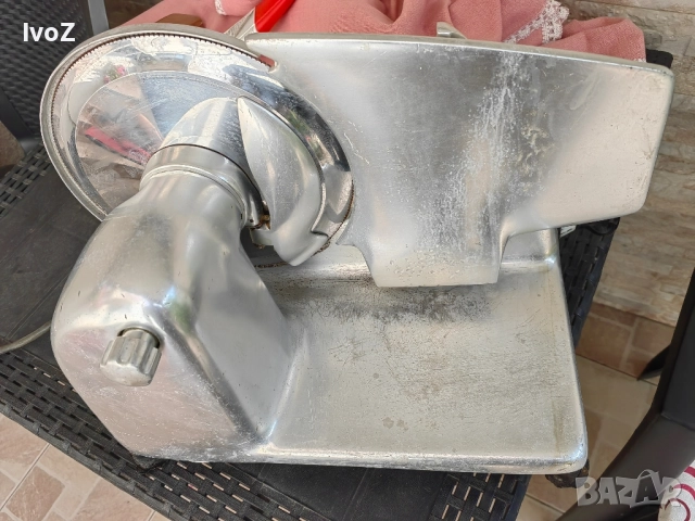 Продавам професионална кухненска машина за рязане, снимка 4 - Други - 51874941