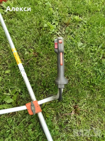 Продавам моторна коса Husqvarna 323 R- изряднa, снимка 5 - Градинска техника - 50530100