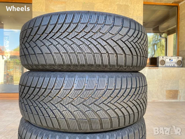 4бр. Зимни гуми 215/55/17 Semperit Speed-Grip 5 98V XL DOT1723, снимка 3 - Гуми и джанти - 56057248
