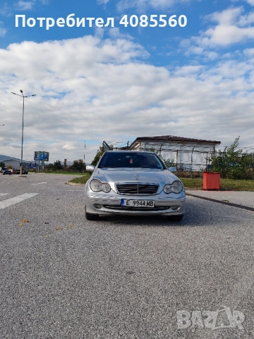 Mercedes C 200 Compressor, снимка 4 - Автомобили и джипове - 52111939