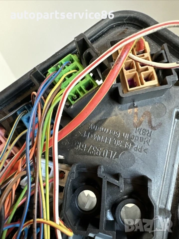 Кутия за предпазители за Volkswagen Touareg 3.0 TDI (2009) 7L0937615G, снимка 3 - Части - 54157778