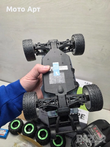 RC Количка Deerc 302e 60KM/H Brushless RC Car 4WD - Drift Car, снимка 3 - Електрически играчки - 45025417