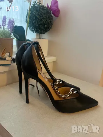 Обувки на висок ток Guess, снимка 2 - Дамски обувки на ток - 55781587