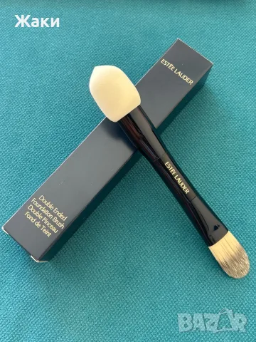 Estee Lauder двустранна четка за фон дьо тен