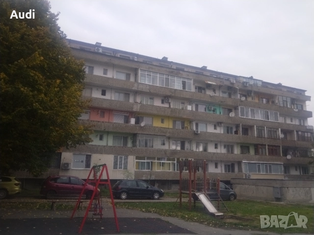 Собственик продава таванско ателие Статут по Нот. Акт "АТЕЛИЕ" Идеален център на гр.Разград, снимка 11 - Апартаменти - 52051885