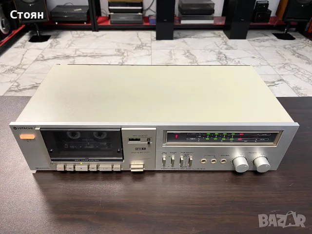 Касетен дек Hitachi, снимка 8 - Декове - 56272750