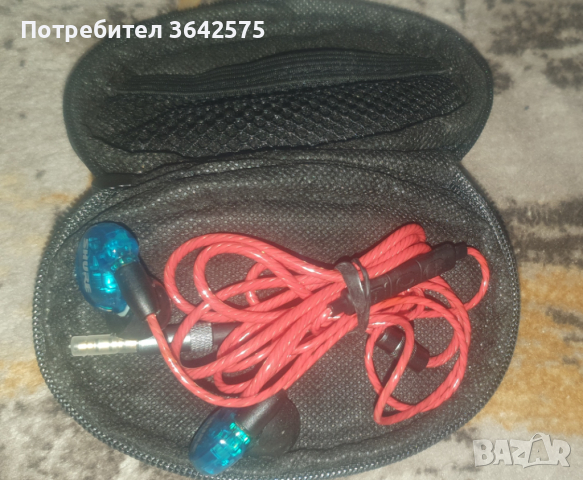 Слушалки SHURE SE215, снимка 2 - Слушалки и портативни колонки - 44740392