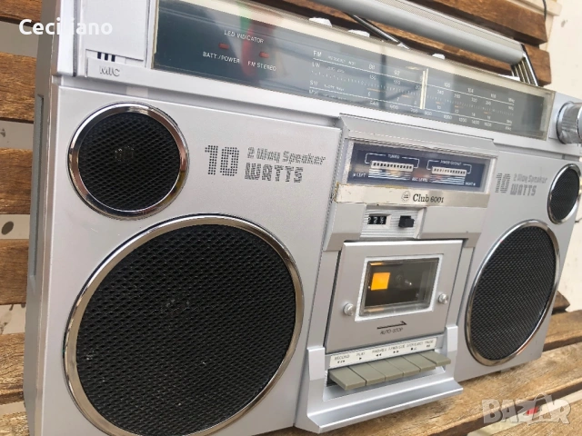 Club 6001(Germany)-Работещ напълно радиокасетофон функционално на всичко!, снимка 9 - Радиокасетофони, транзистори - 53974866
