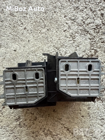 Държач щора БМВ Е91BMW E91, снимка 4 - Части - 51688384