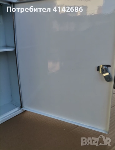 Метална аптечка за стена с ключалка, снимка 10 - Други стоки за дома - 54334711