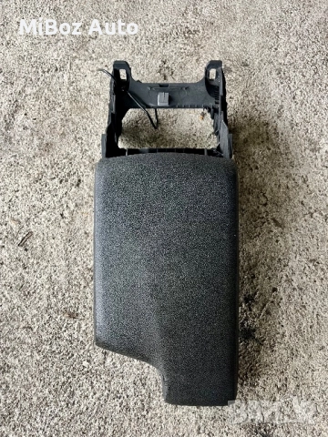 Капак подлакътник кожен БМВ Е90 91 BMW