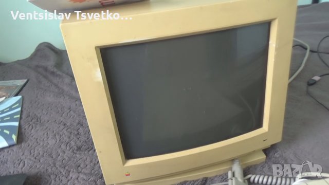 Apple Macintosh Color Display M1212 цветен CRT монитор, снимка 2 - Монитори - 44495389