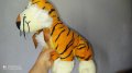 Голям плюшен тигър , снимка 1 - Плюшени играчки - 37804462