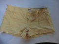 жълти къси гащи, снимка 1 - Къси панталони и бермуди - 37251747