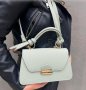 Елегантна фешън чанта с авнгардни дръжки в модерни цветове, снимка 8