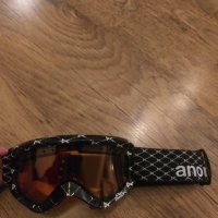 anon ski goggles - страхотна ски-сноуборд  маска КАТО НОВА, снимка 8 - Други - 35324708