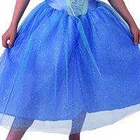 Детска рокля на Пепеляшка с аксесоар за косата в луксозна подаръчна кутия, снимка 5 - Детски рокли и поли - 31924247
