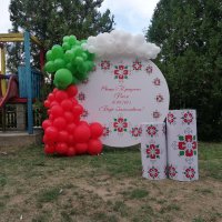 Свето Кръщение с шевица арка, балони, украса за град Варна, снимка 1 - Декорация - 42229314