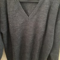 Нов мъжки пуловер шпиц тъмносив размер L-XL, снимка 2 - Пуловери - 29907674