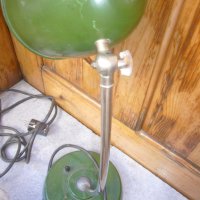 Метална лампа, снимка 5 - Настолни лампи - 42472177