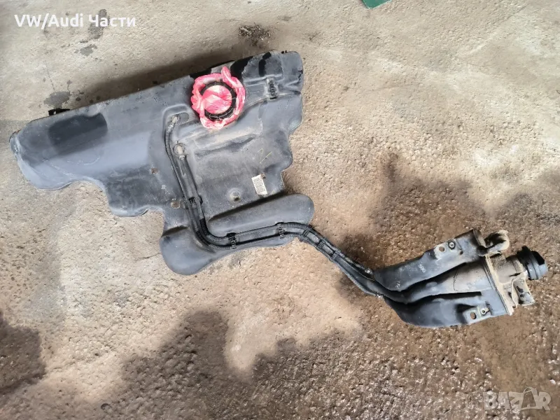 Резервоар за Голф 4 Ауди А3 Сеат Шкода Бора VW Golf 4 Audi A3 Seat Skoda Bora 1.9TDI 1J0201085, снимка 1