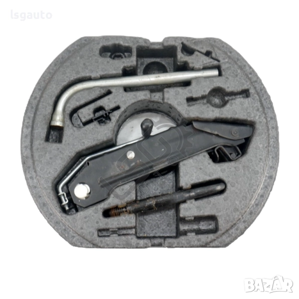 Комплект крик, ключ за гуми и кука за теглене Volkswagen Golf VI 2008-2016 ID: 151409, снимка 1