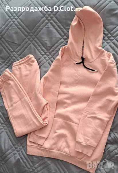 2 бр екипи ,2 долнички , снимка 1