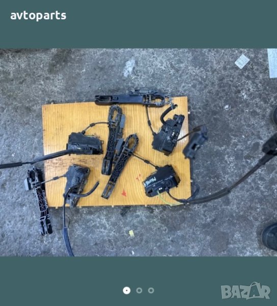 Nissan primera 03година седан брава предна дясна врата, снимка 1