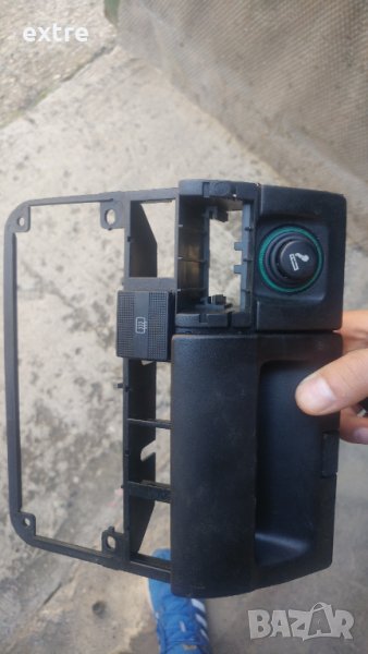 Конзола пепелник и запалка голф 3 pink floyd, снимка 1