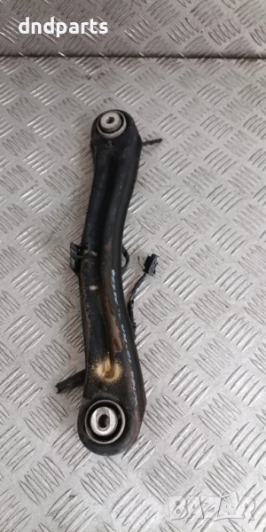 Носач Mercedes ML W166 2015г.(заден десен)	, снимка 1