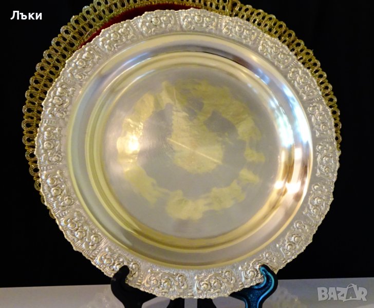 Месингова чиния с релефни рози 19 см. , снимка 1