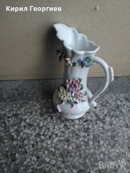 Красива ваза с цветя, снимка 1