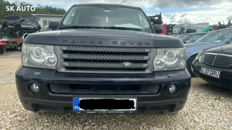 Range Rover Sport решетка между фаровете , снимка 1
