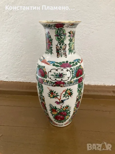 Две порцеланови китайски вази 1960-1970г, снимка 1