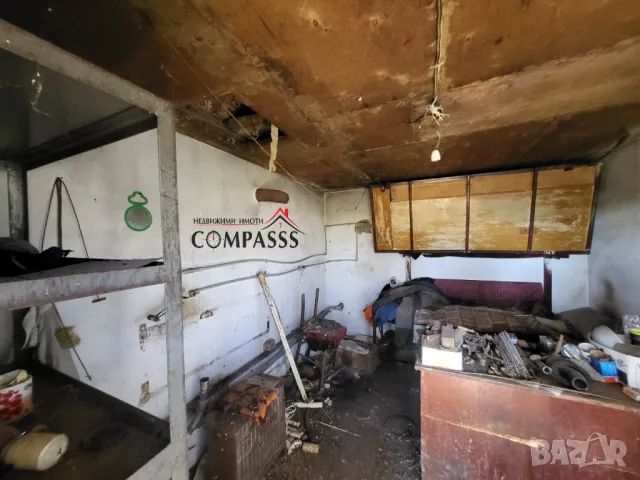 с. Ловчанци, обл. Добрич, стопанска сграда с дворно място – 30000лева!, снимка 8 - Парцели - 50266622