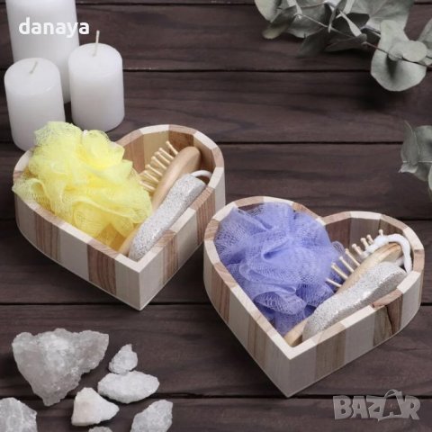 3898 Подаръчен комплект за баня Сърце, 3 части в дървена поставка, снимка 3 - Други - 42055629