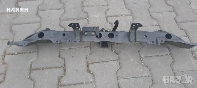 греда над радиаторите за Toyota Yaris 2016 2017 2018 2019 , снимка 6 - Части - 49896389