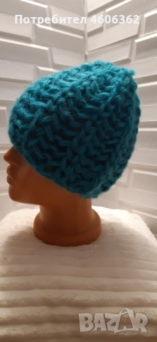 различни видове ръчно изплетени шапки, снимка 10 - Шапки - 51906292