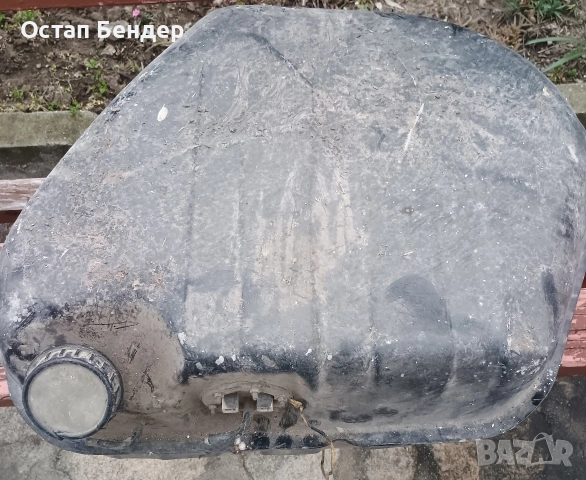 Резервоар за бензин ВАЗ 2101-2107, снимка 2 - Части - 53959573
