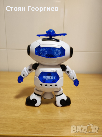 Чисто нова играчка робот, снимка 1