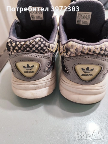 Дамски маратонки Адидас , снимка 3 - Маратонки - 54339908