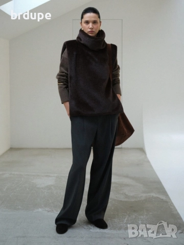 Дамски шал с висока яка от къс и много мек косъм , снимка 8 - Елеци - 52990362