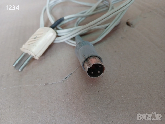 захранващи кабел стари радиокасетифон , снимка 2 - Антикварни и старинни предмети - 52943098