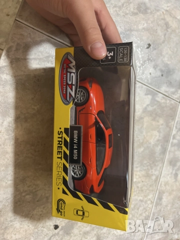 Метална кола BMW i4 M50 MSZ Street Series (1:36-1:39) – нова в кутия